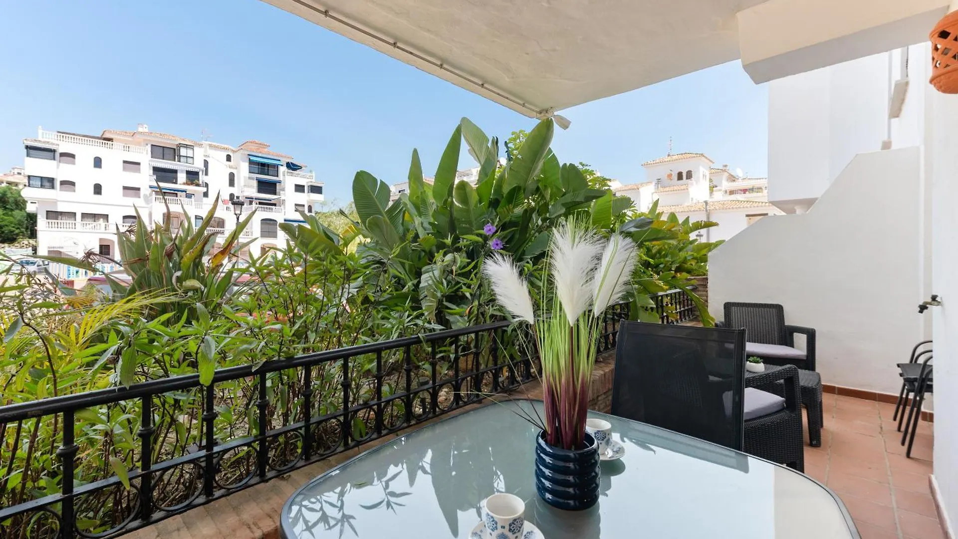 Beach Apartment In La Duquesa Marina Кастильо-де-Сабинильяс