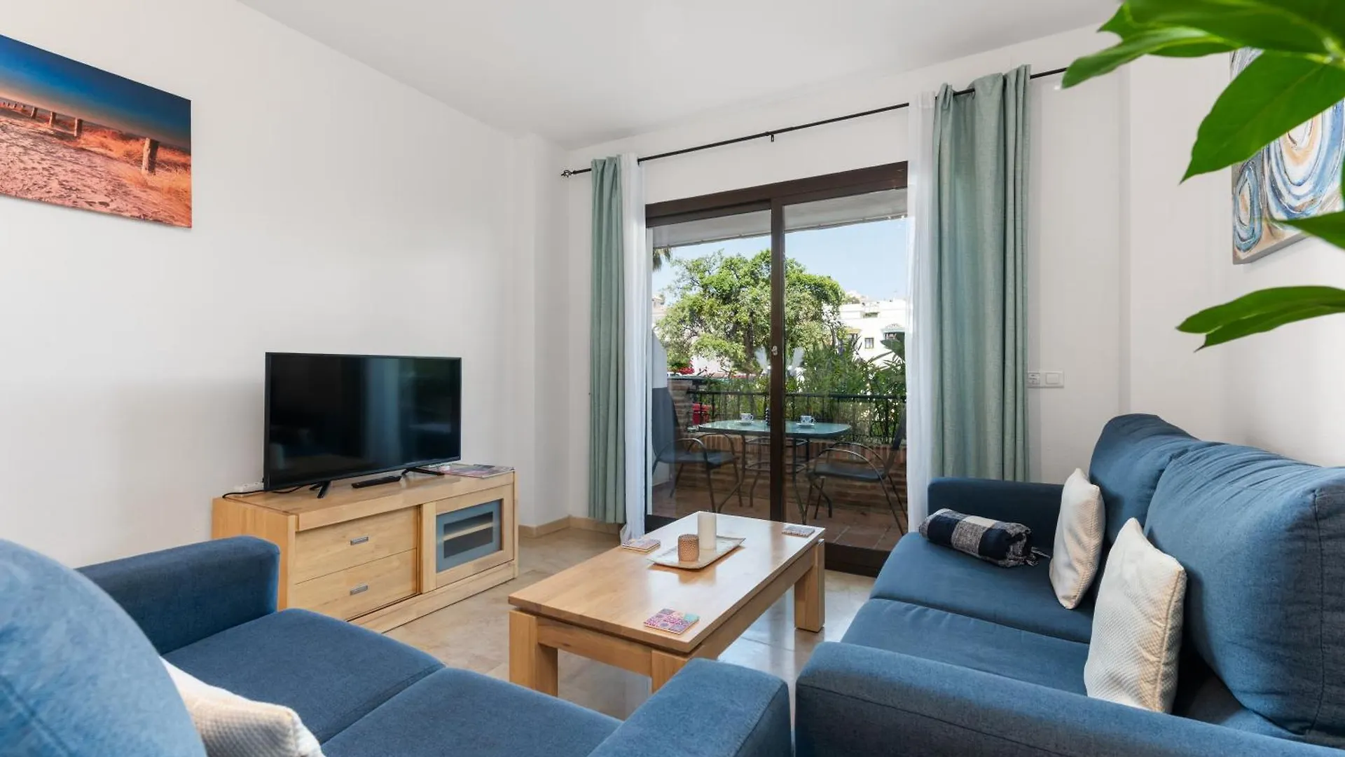 Beach Apartment In La Duquesa Marina Кастильо-де-Сабинильяс 0*,  Испания